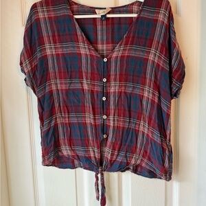 Universal Thread Blue and Red Dolman Sleeve Button Down